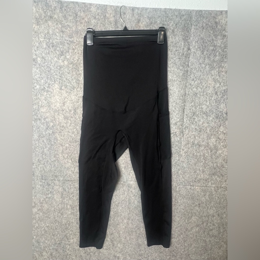 Poshdivah Maternity Woman Size Medium Black‎ High-Waisted capri Leggings